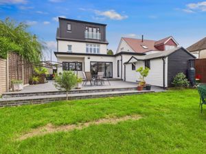 Photo 13- click for photo gallery